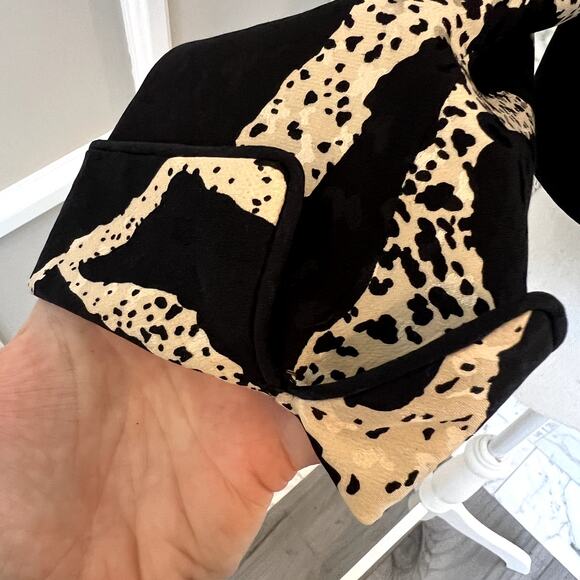 David Hayes Vintage 80's 100% Silk Cropped Blazer Jacket Size 2 - Picture 2 of 8